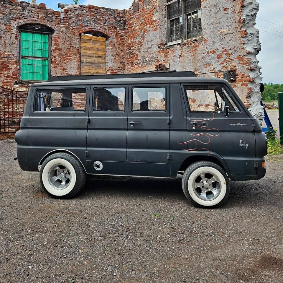1966 Dodge A100 Campwagon