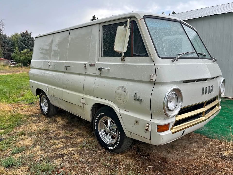 1969 Dodge A100 Tradesman Van