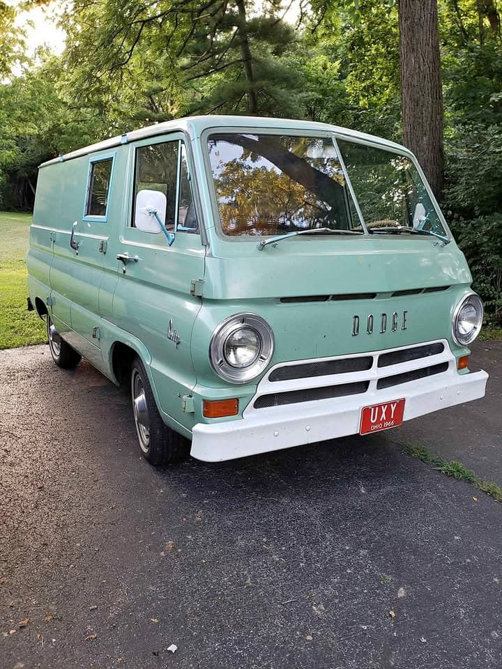1966 Dodge Caravan
